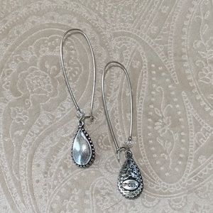 Chico’s brushed silver/clear bead wire earrings